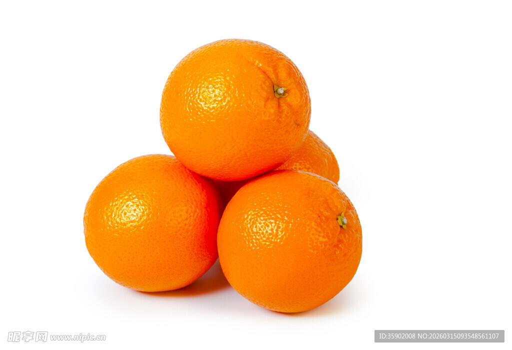 四个鲜橙堆叠
