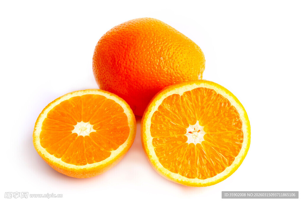 新鲜橙子饱满多汁