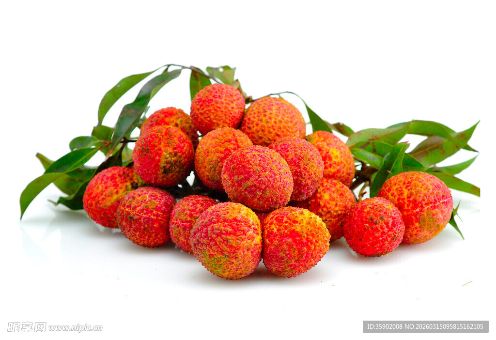 新鲜饱满的荔枝果实