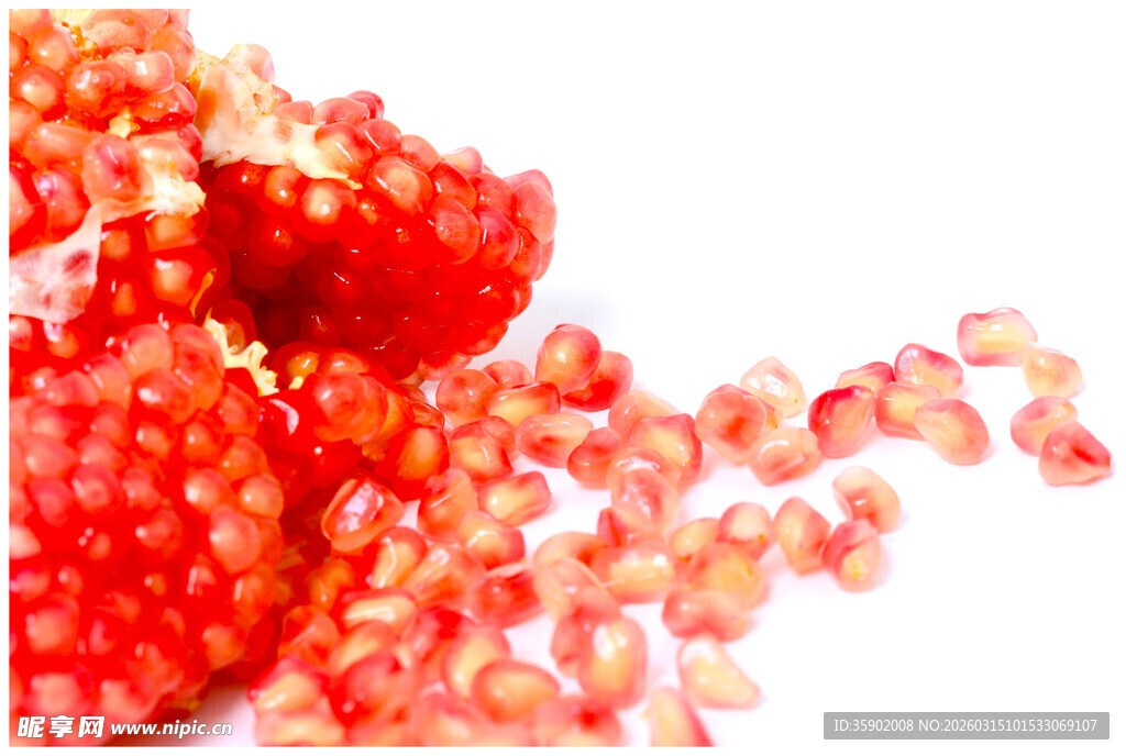 红石榴籽散落画面