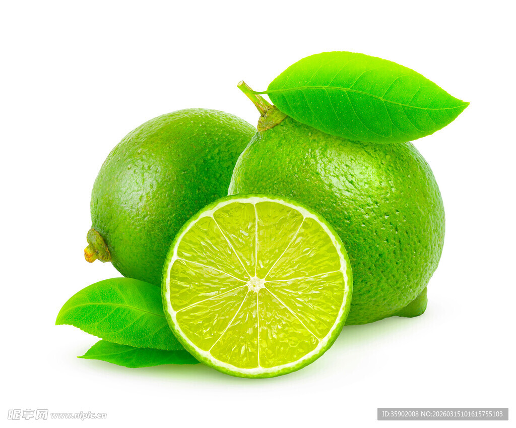 新鲜青柠翠绿诱人