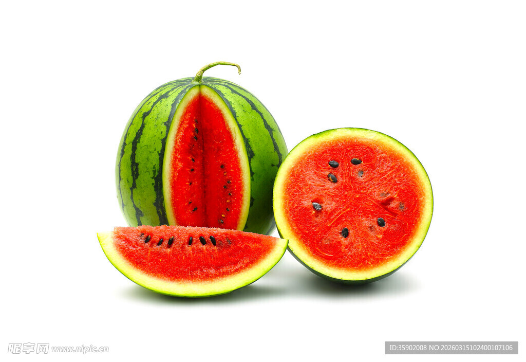 新鲜多汁的切开西瓜