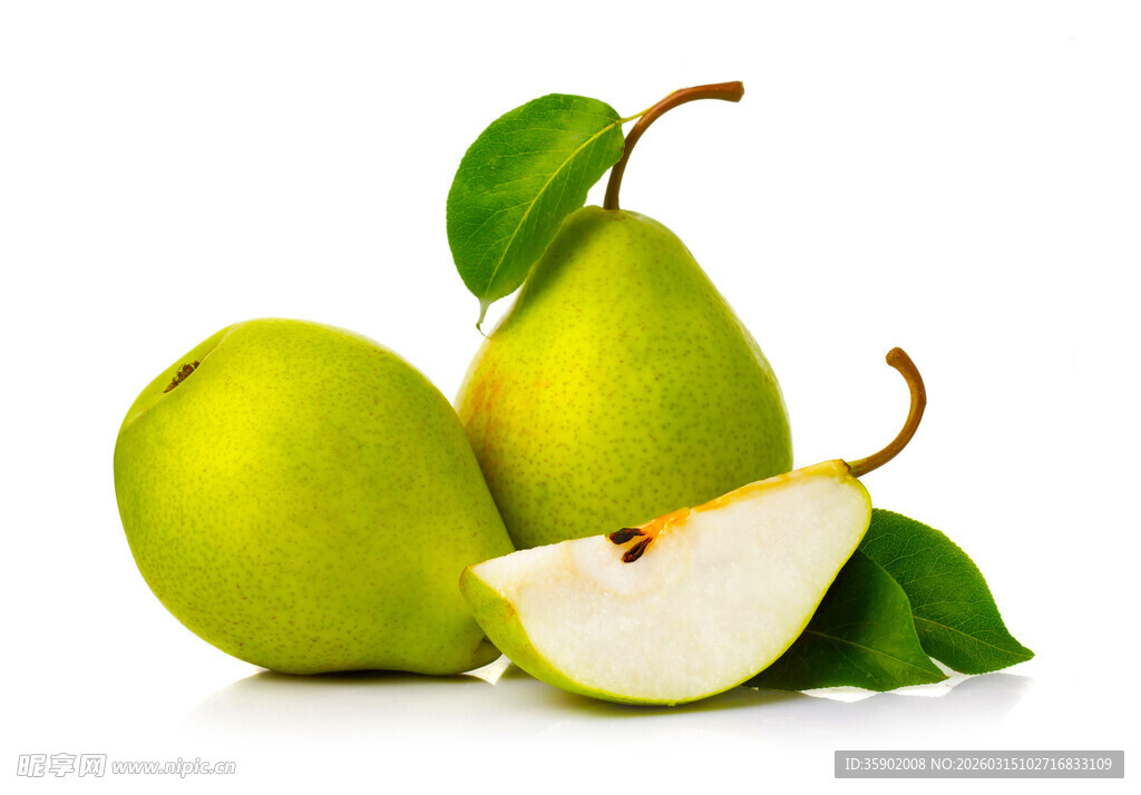 新鲜青梨饱满多汁