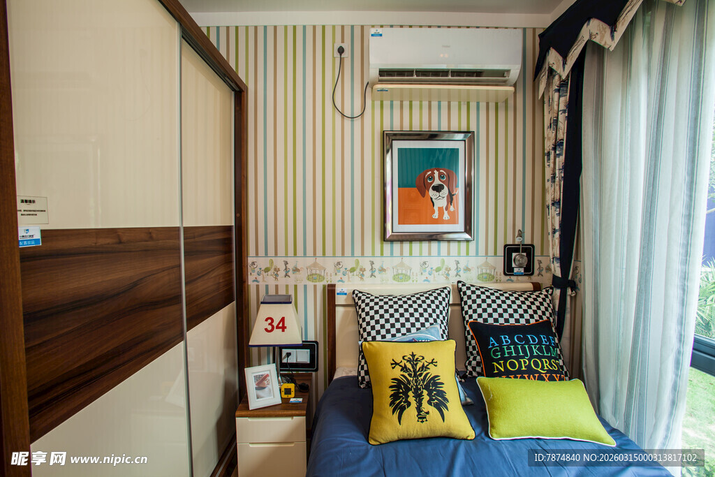 温馨简约风卧室一角