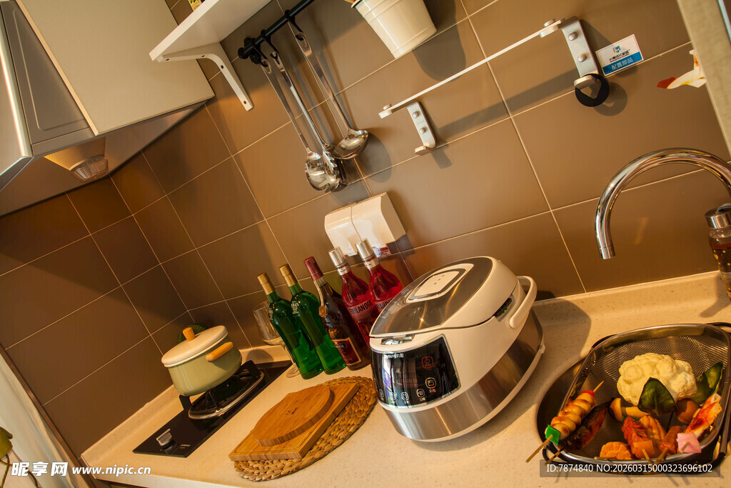 酒店房间内的迷你美食角