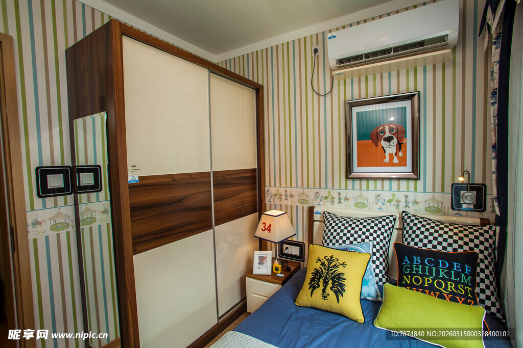 温馨简约风卧室一角