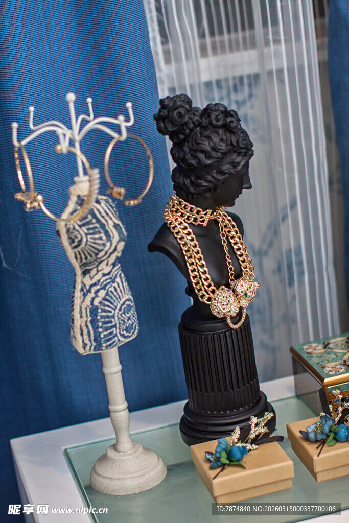 精致首饰陈列展示