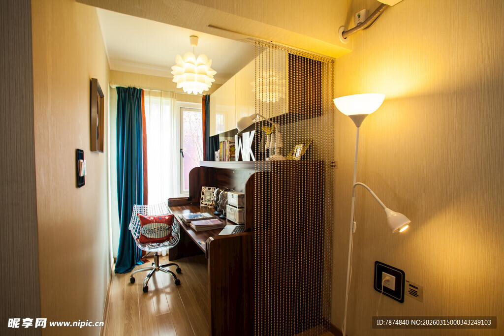 温馨走廊一角家居景致