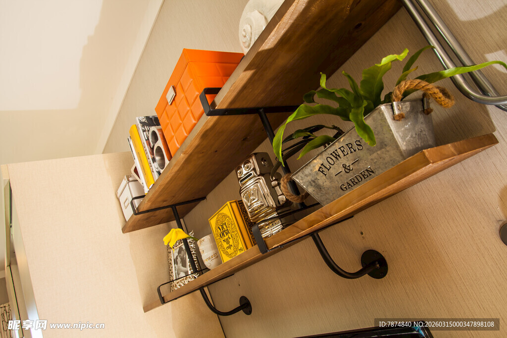 室内木质置物架绿植摆放