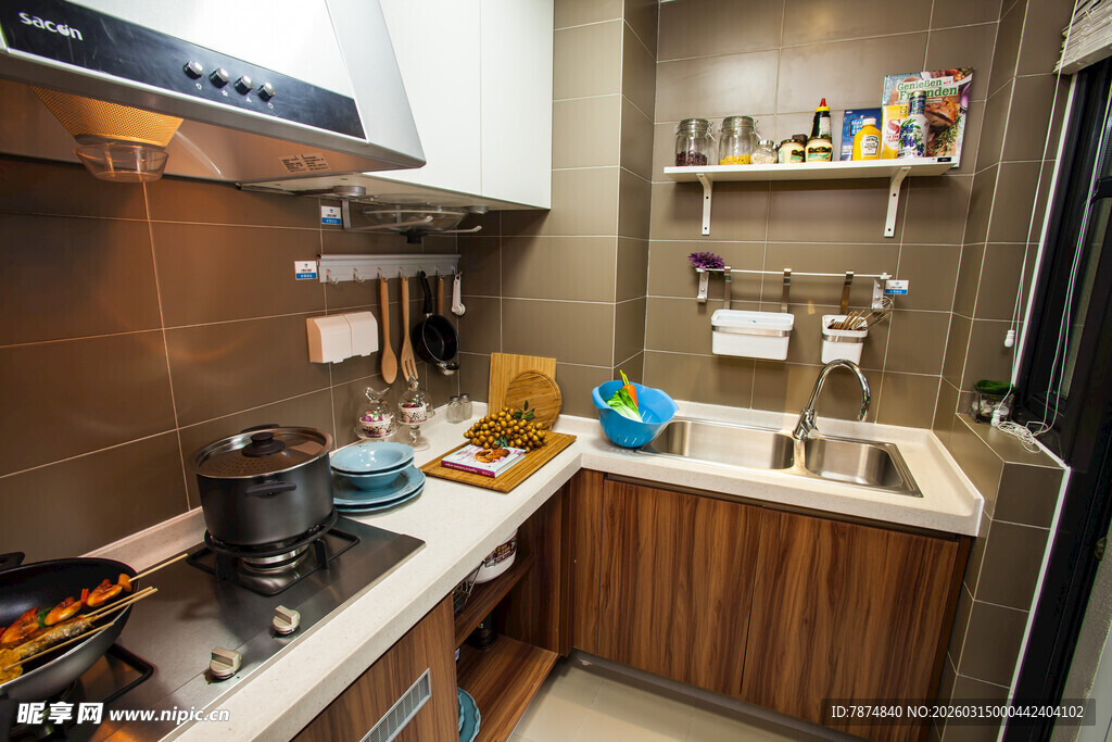 现代简约风格的温馨小厨房