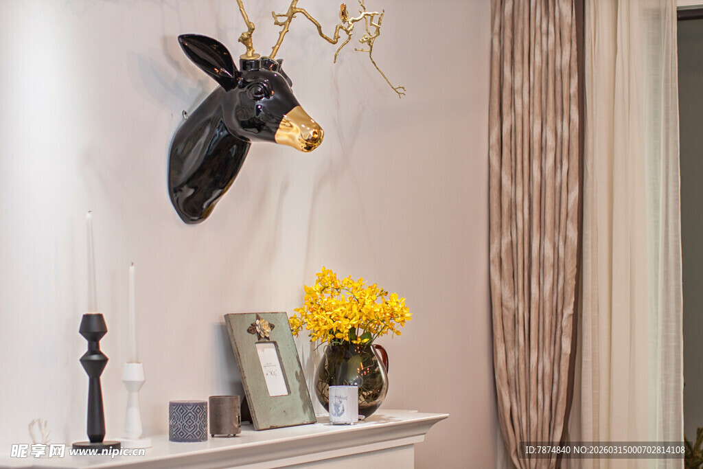 鹿头装饰 点亮温馨家居角落