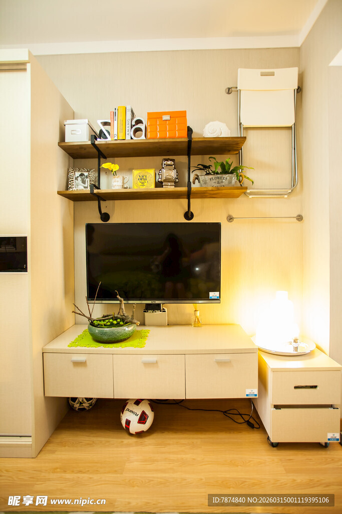 简约温馨现代风客厅一角