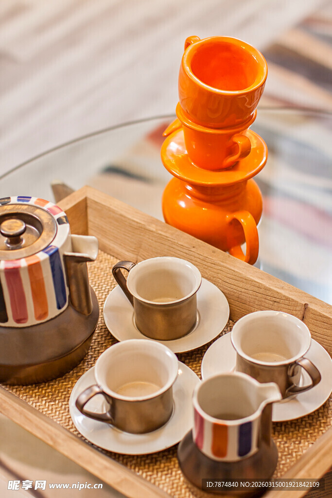 多彩茶具组合 尽显雅致