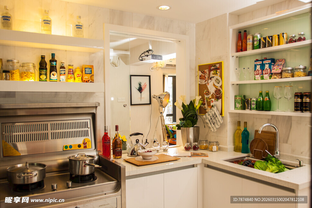 温馨明亮的现代化开放式厨房