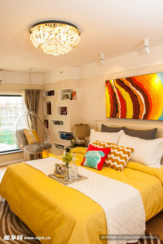 温馨现代风卧室装饰展示