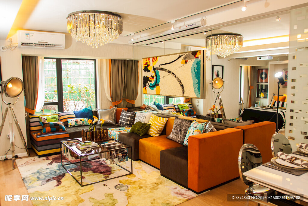 现代时尚客厅室内装饰图