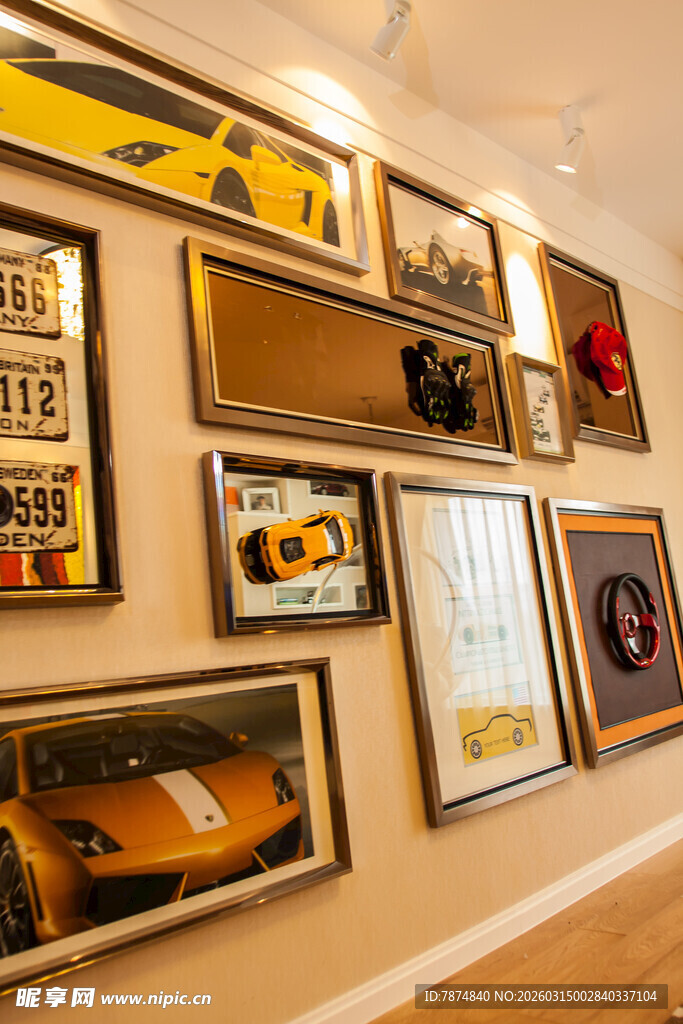 汽车主题艺术画作展示