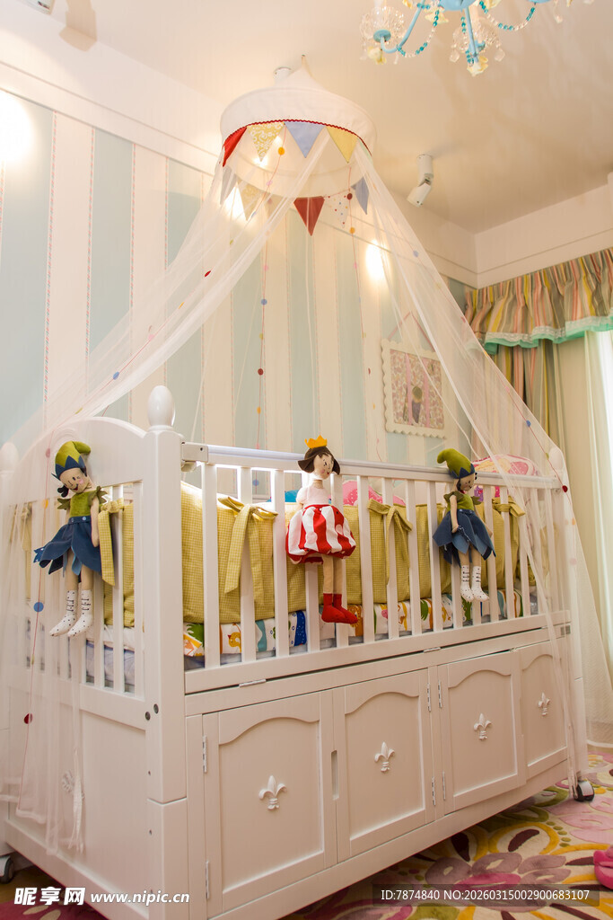 梦幻儿童床 童趣满满空间