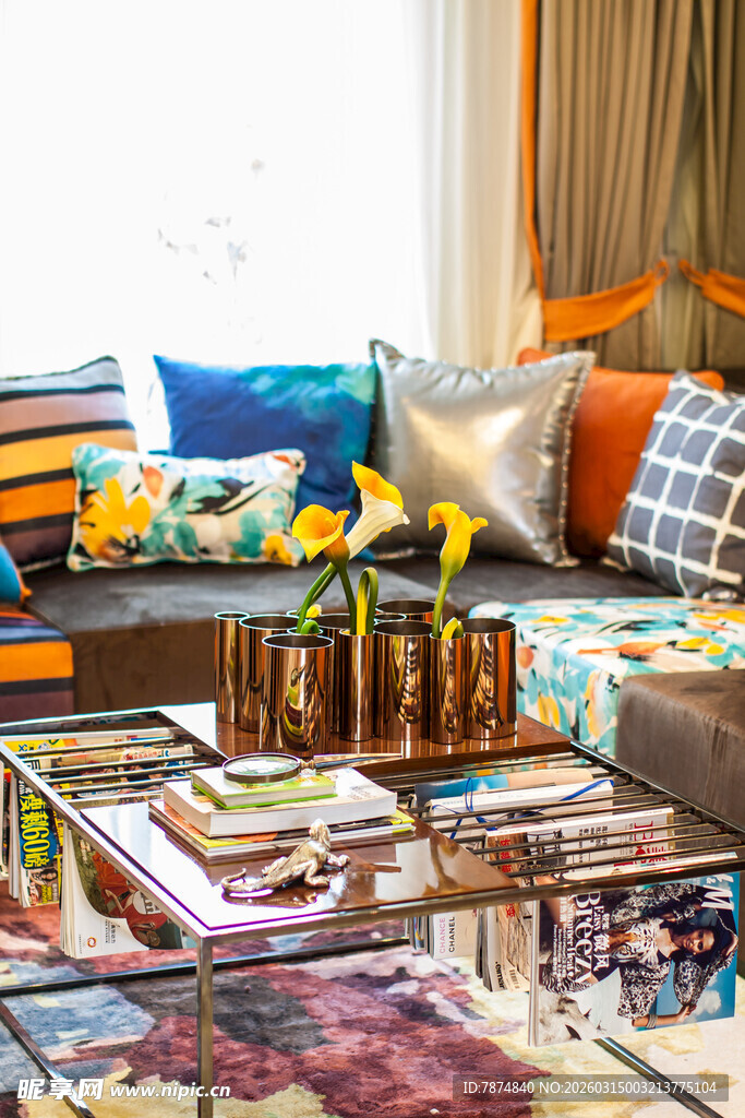 多彩温馨客厅角落场景