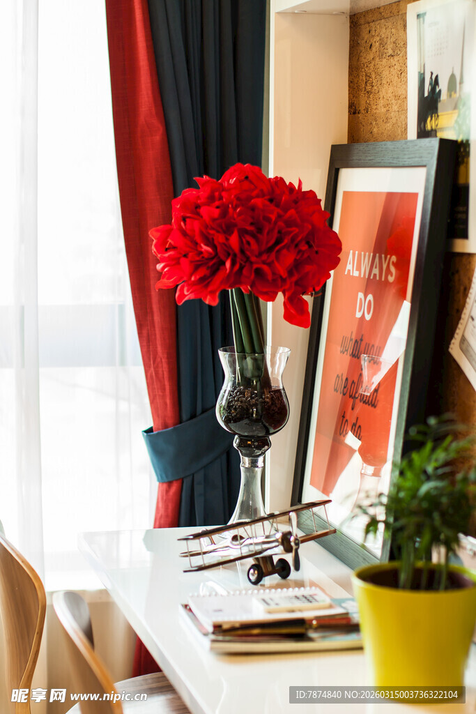 室内花卉装饰与艺术摆件