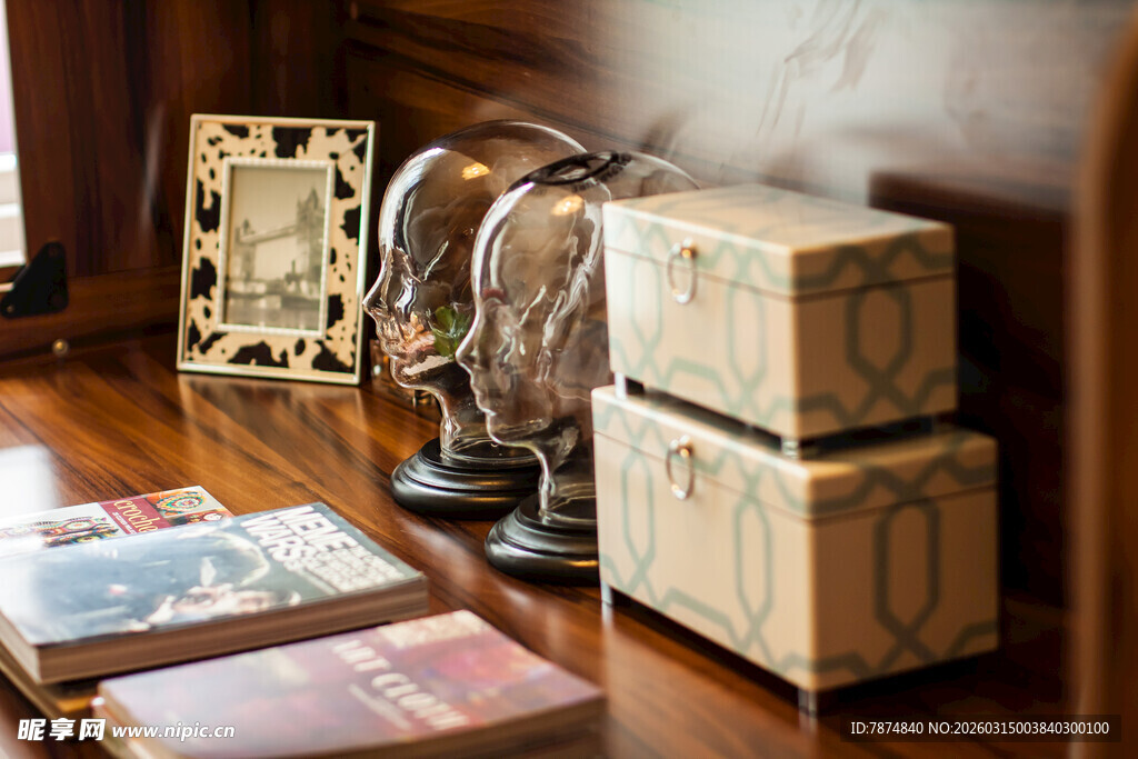 复古精致文具摆件展示