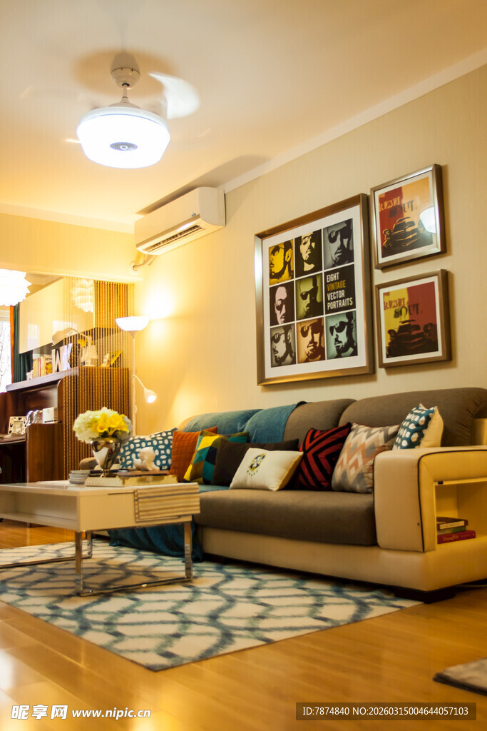 温馨现代风客厅室内场景