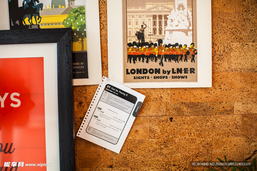 复古海报与便签展示