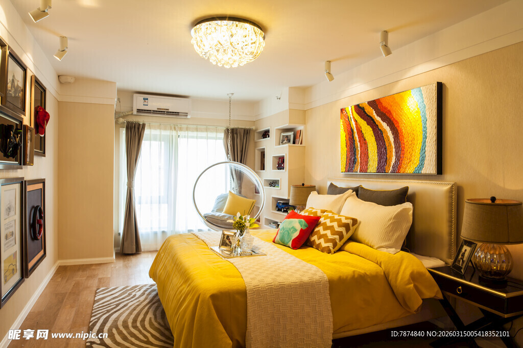 现代明亮温馨卧室空间