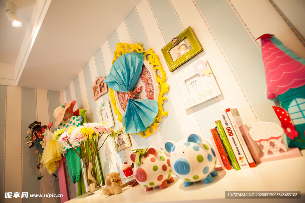 童趣角落的多彩玩具陈列