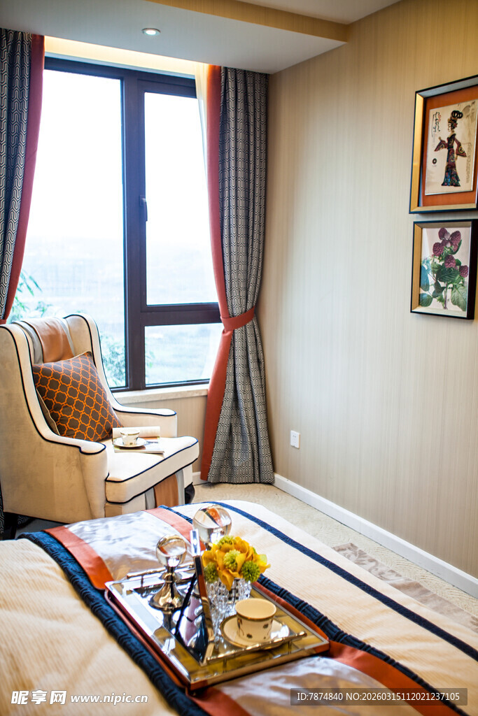 温馨客厅一角的惬意布置