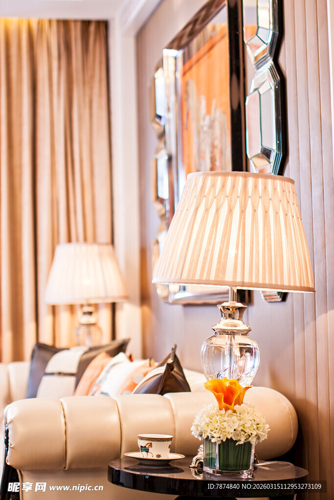 温馨雅致的室内家居一角