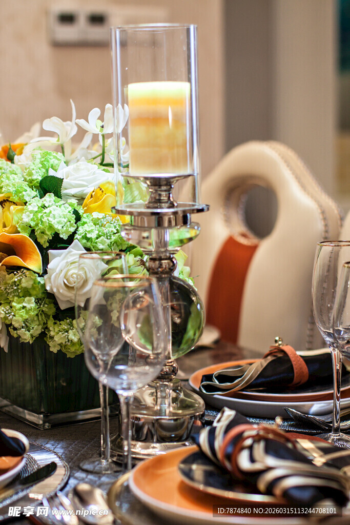 精致餐桌布置 尽显优雅格调