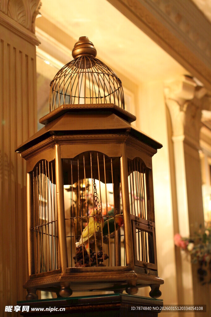 复古精致的鸟笼摆件