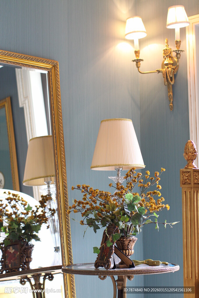 优雅室内装饰台灯花卉摆件