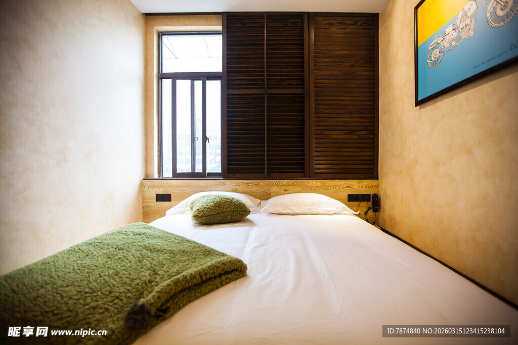 简约温馨的卧室一角