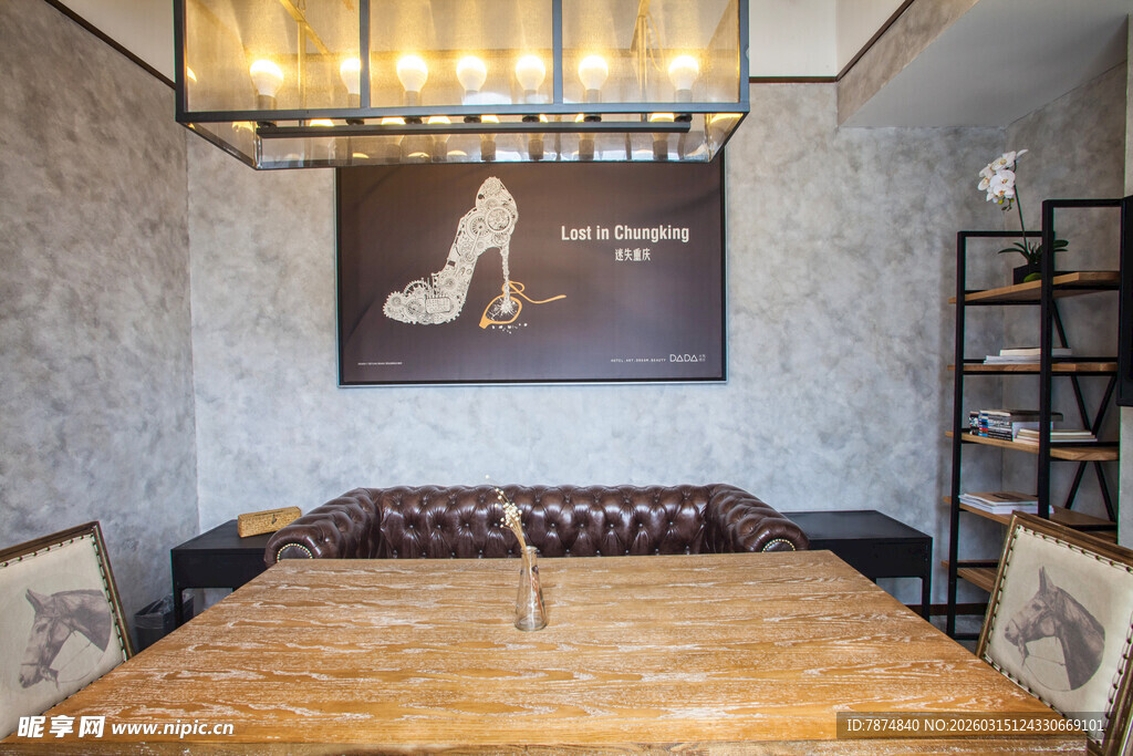 工业风餐厅温馨用餐空间