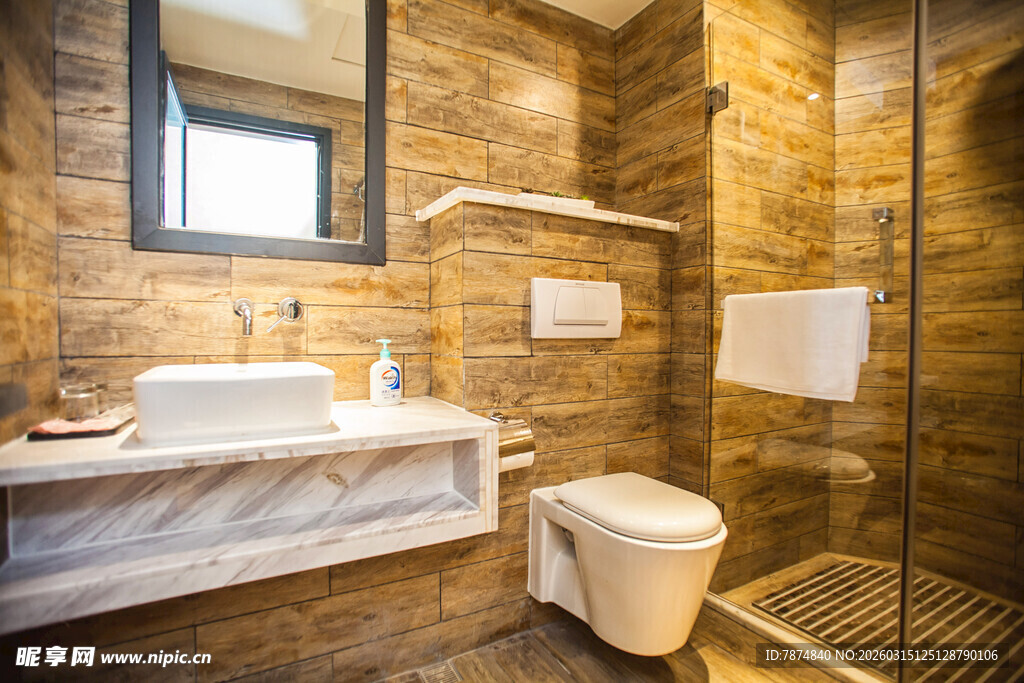 现代简约风温馨浴室空间