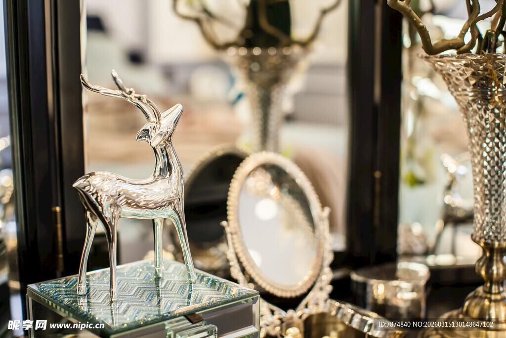 精致摆件装饰 尽显优雅