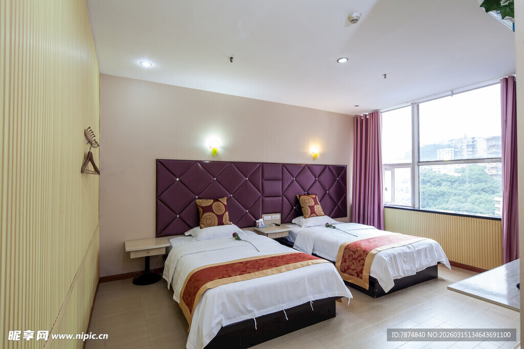 温馨双床客房展示