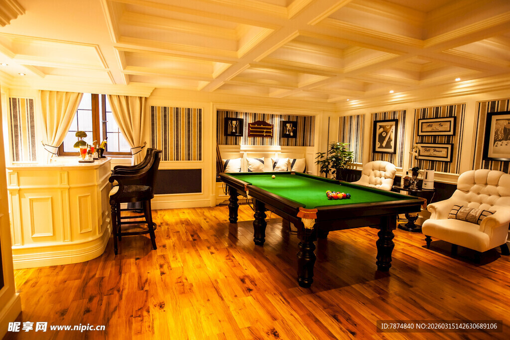 豪华室内台球休闲空间