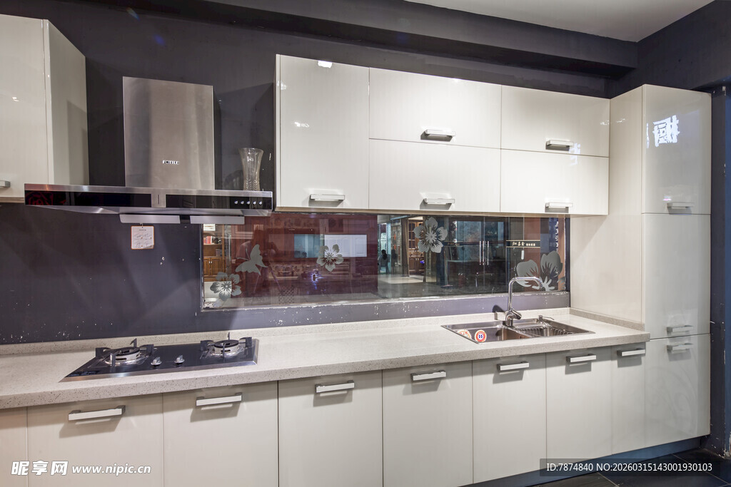 现代简约风格厨房空间