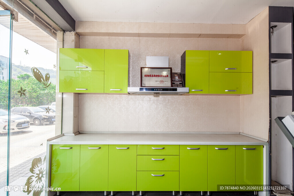 清新绿调现代风厨房空间