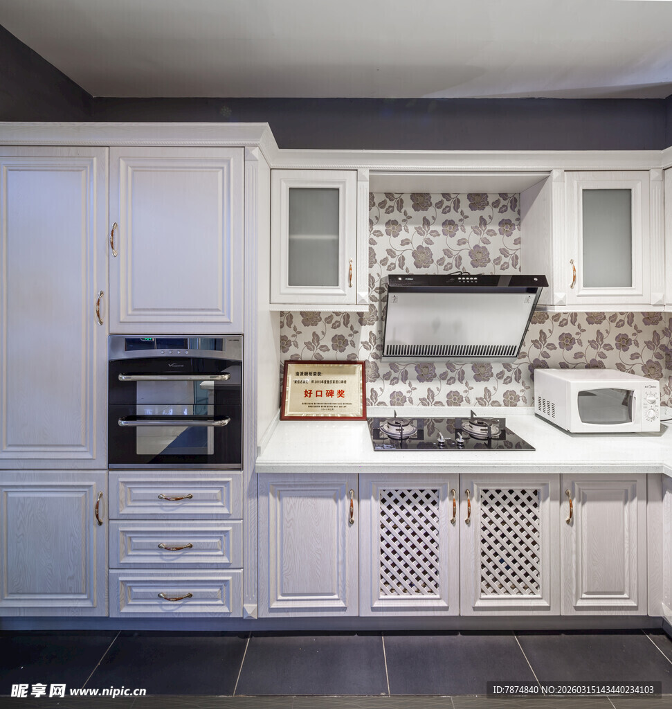 现代简约风白色厨房空间