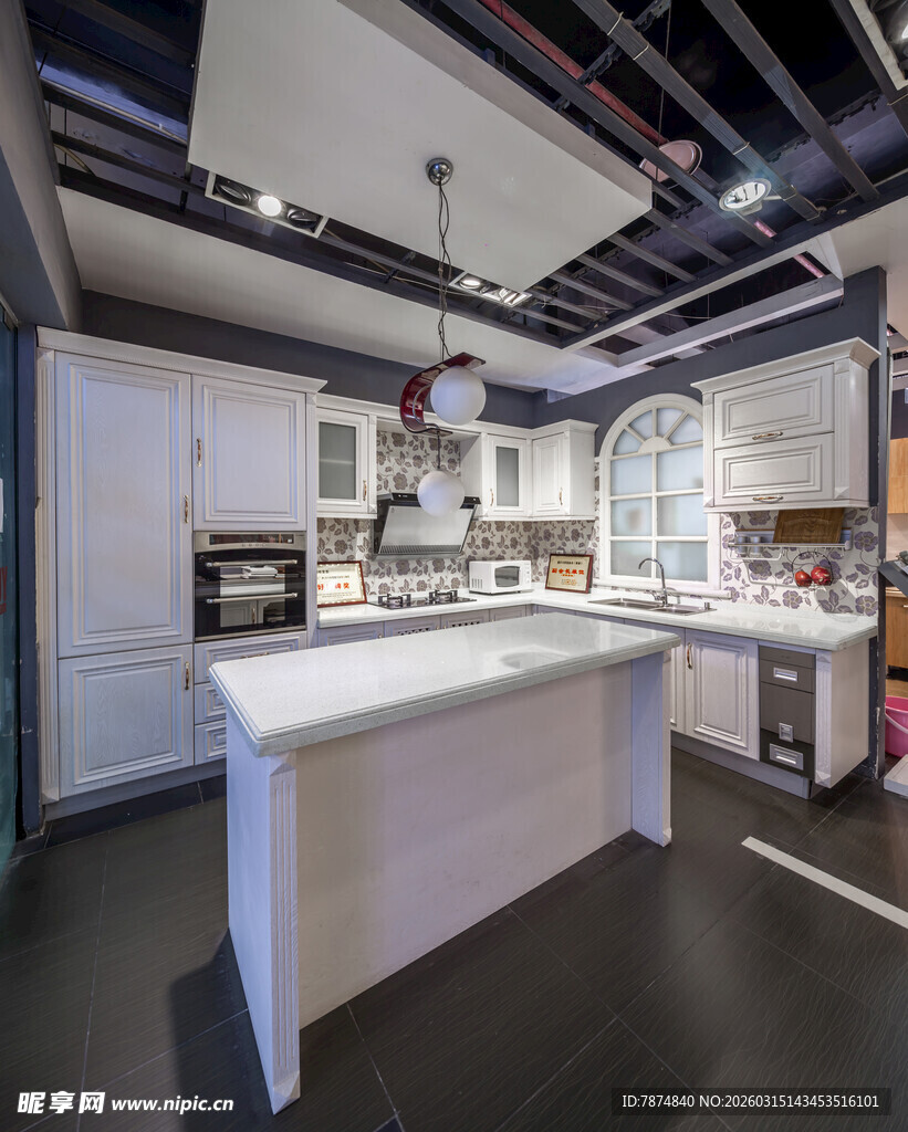 现代简约风格开放式厨房