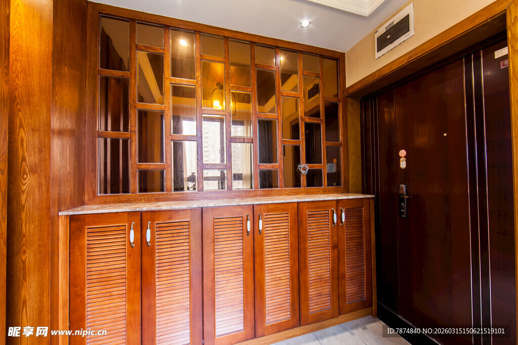 木质精美隔断设计