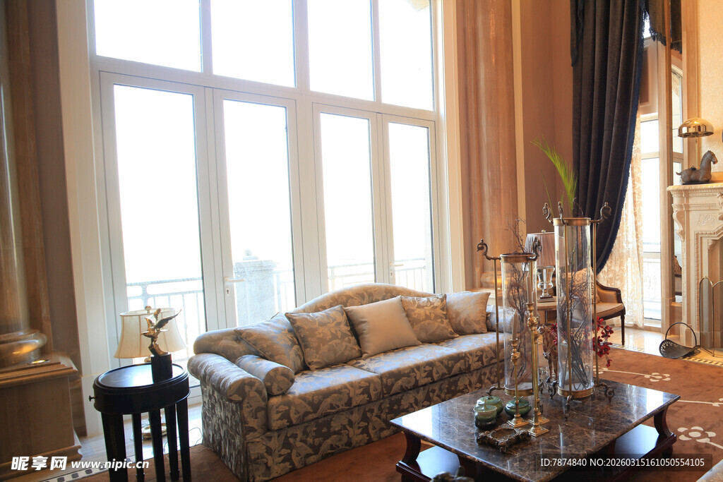 豪华客厅沙发区优雅景致