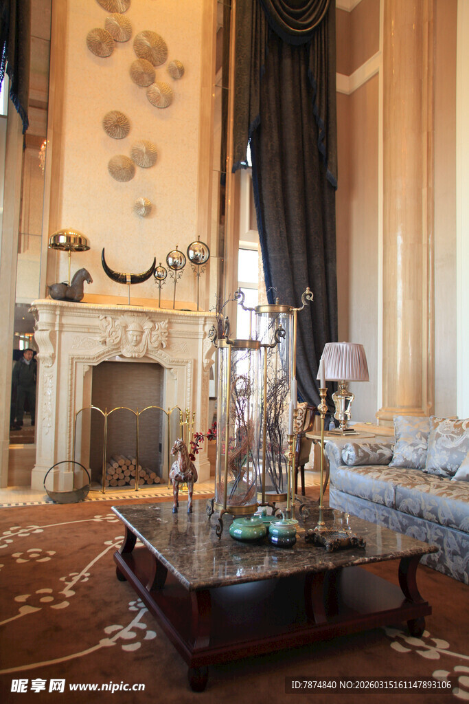 奢华欧式古典风格客厅
