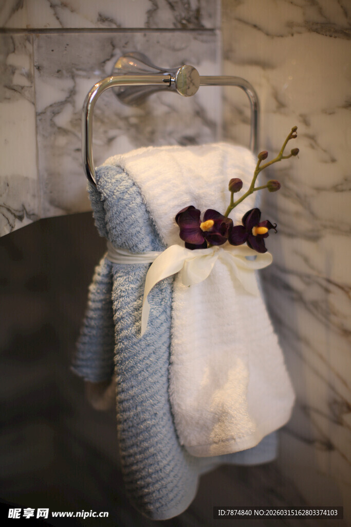 精致毛巾装饰点缀花饰