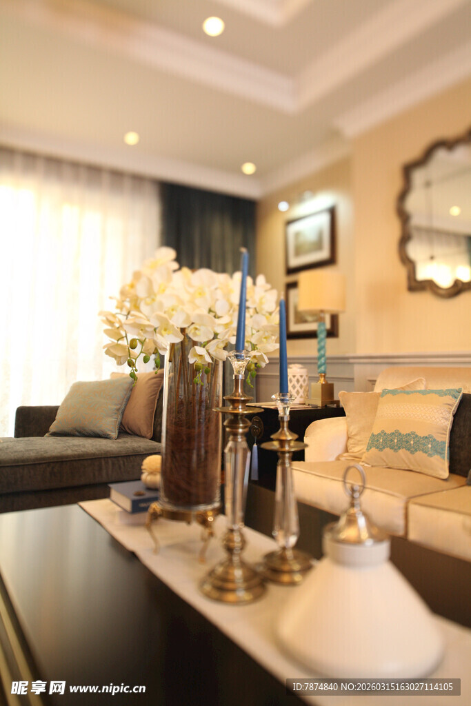 现代简约风格客厅一角