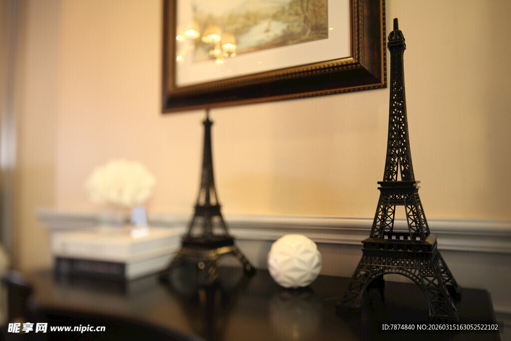 埃菲尔铁塔摆件装饰桌面
